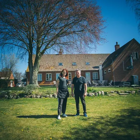 Gaestgiveri Bregninge *